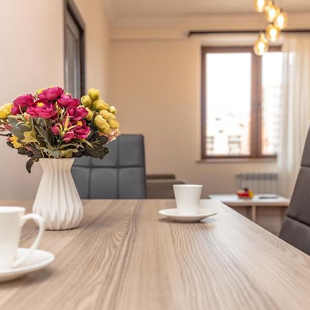 יירבאן Stay Inn-Apartments On Buzand 17 מראה חיצוני תמונה