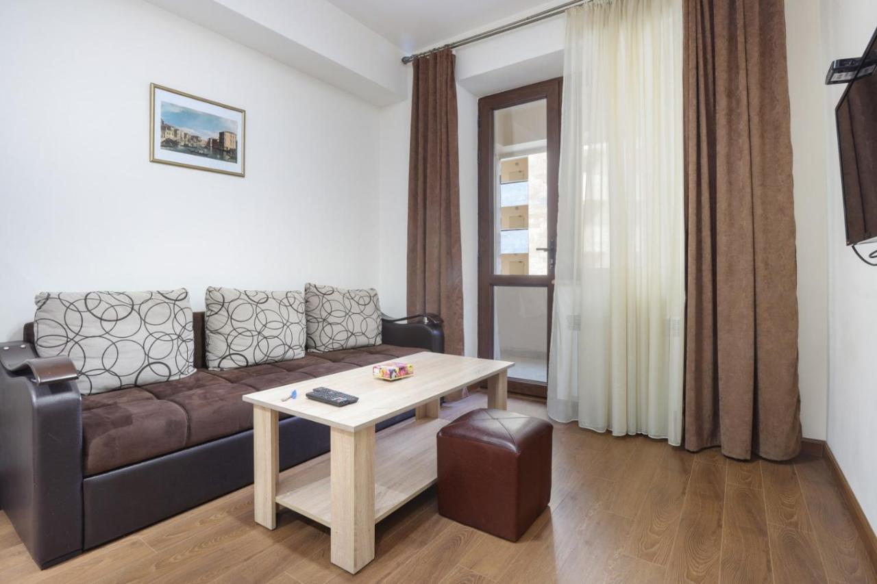 יירבאן Stay Inn-Apartments On Buzand 17 מראה חיצוני תמונה