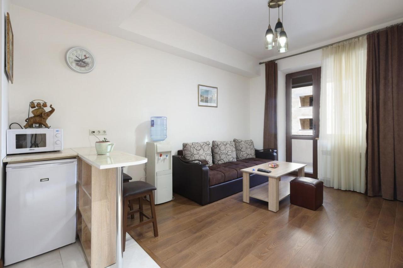 יירבאן Stay Inn-Apartments On Buzand 17 מראה חיצוני תמונה