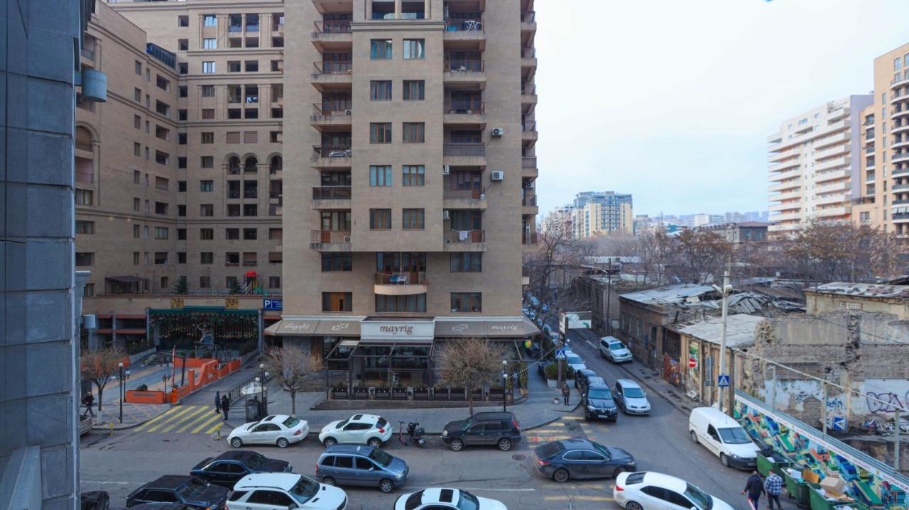 יירבאן Stay Inn-Apartments On Buzand 17 מראה חיצוני תמונה